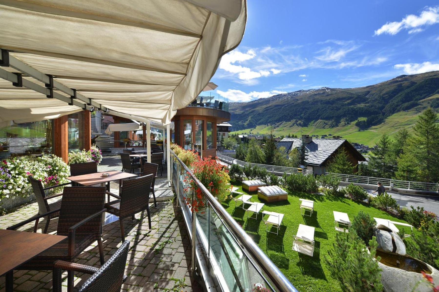 Hotel Baita Montana Livigno Exterior foto